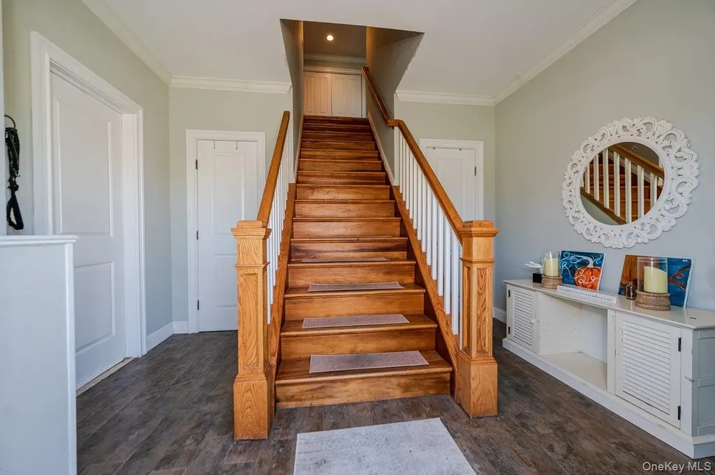 79 Curley Street Long Beach NY 11561