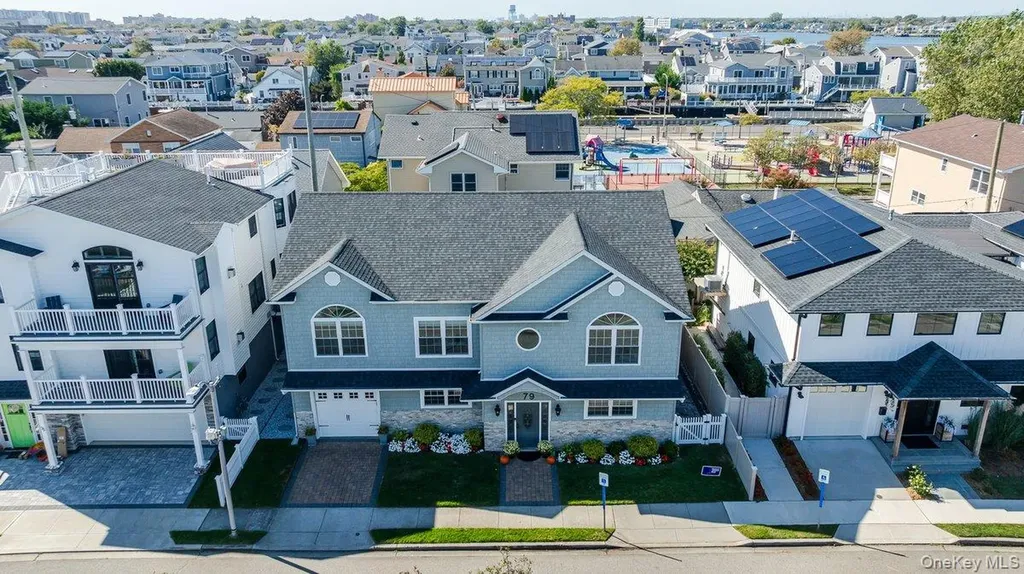 79 Curley Street Long Beach NY 11561