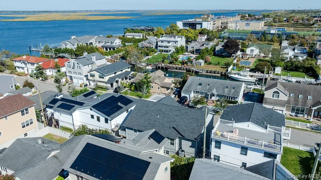 79 Curley Street Long Beach NY 11561