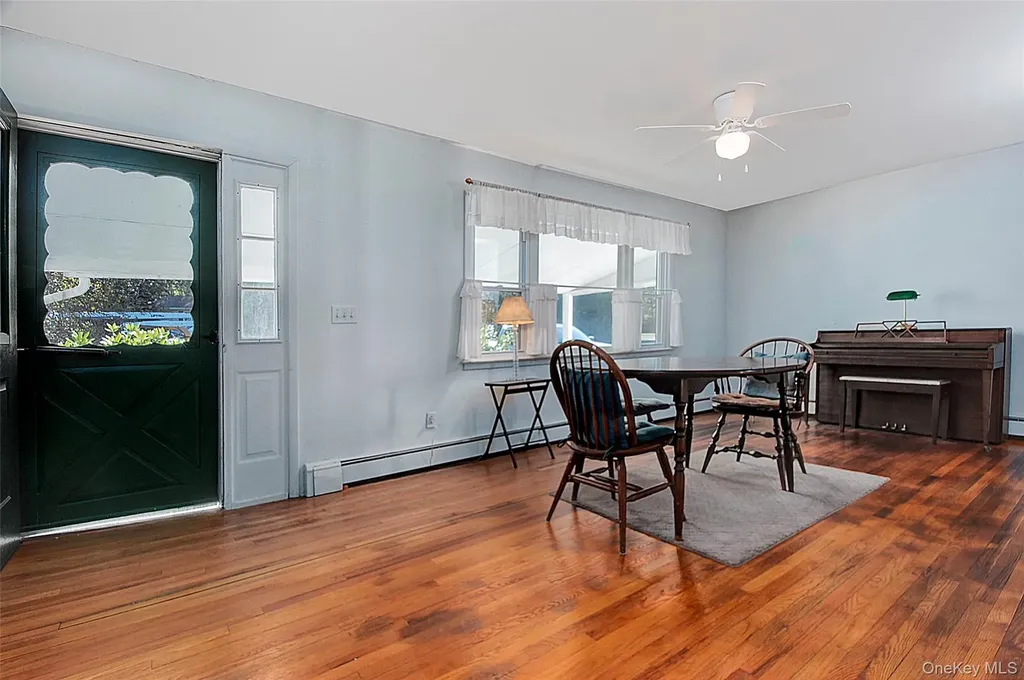 37 Friendly Way Stormville NY 12582