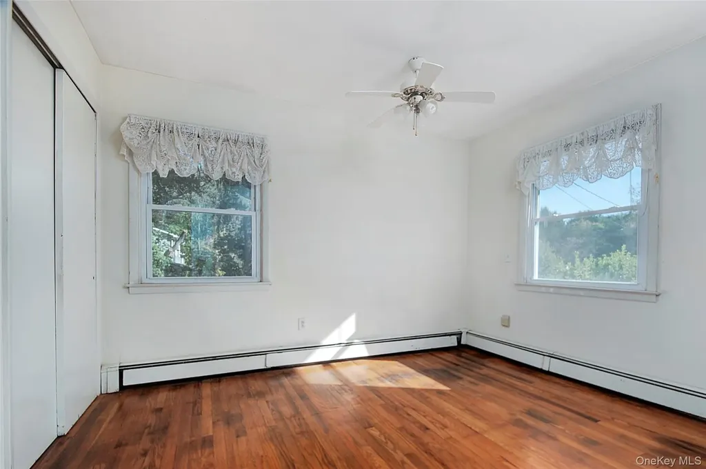 37 Friendly Way Stormville NY 12582