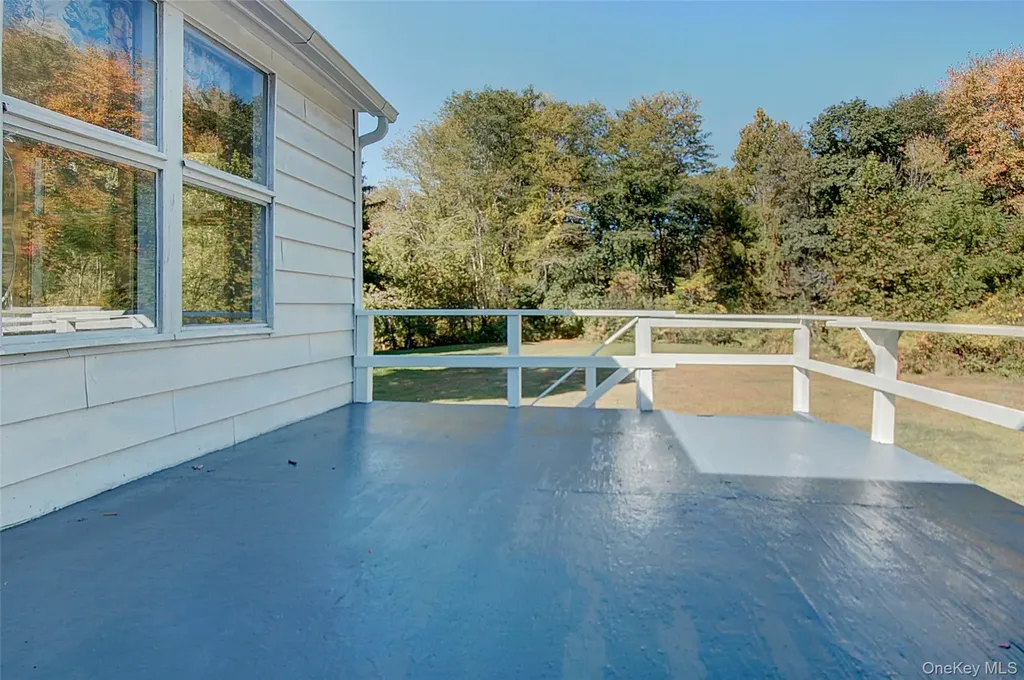 37 Friendly Way Stormville NY 12582