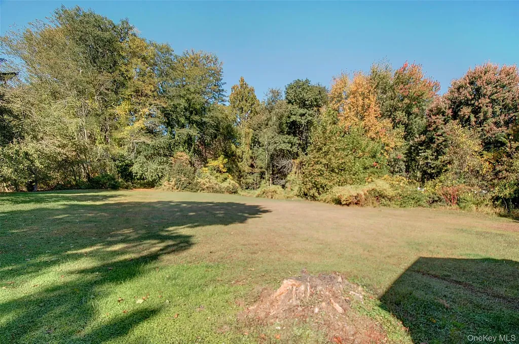 37 Friendly Way Stormville NY 12582