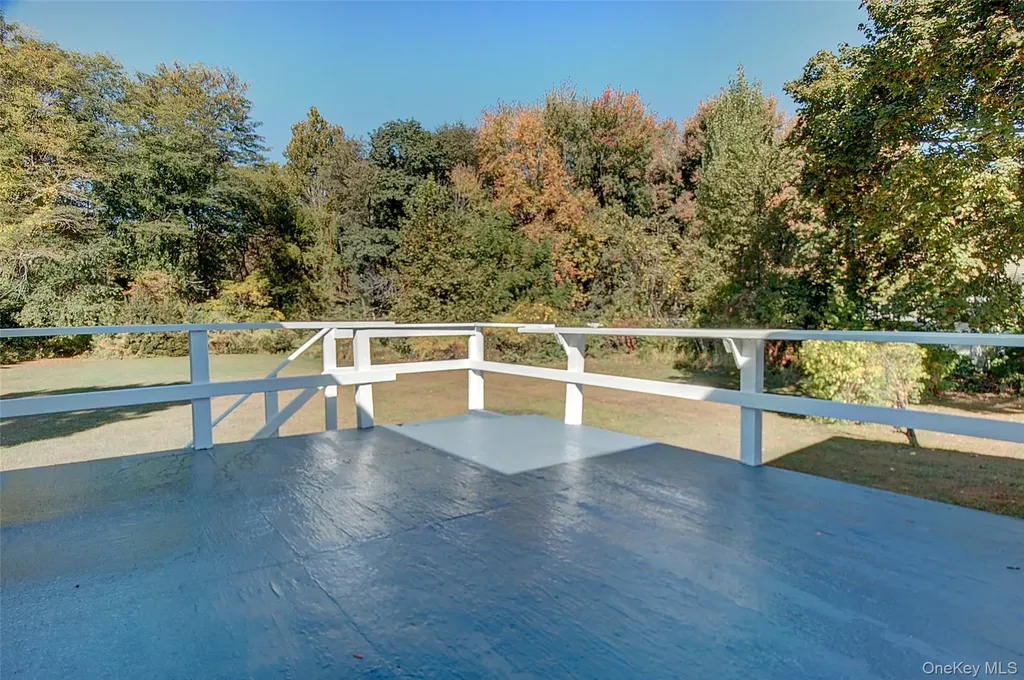 37 Friendly Way Stormville NY 12582