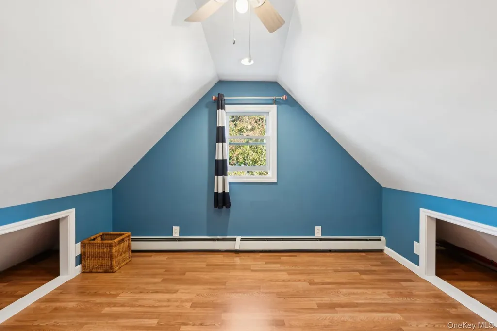 323 Barwick Boulevard Mineola NY 11501