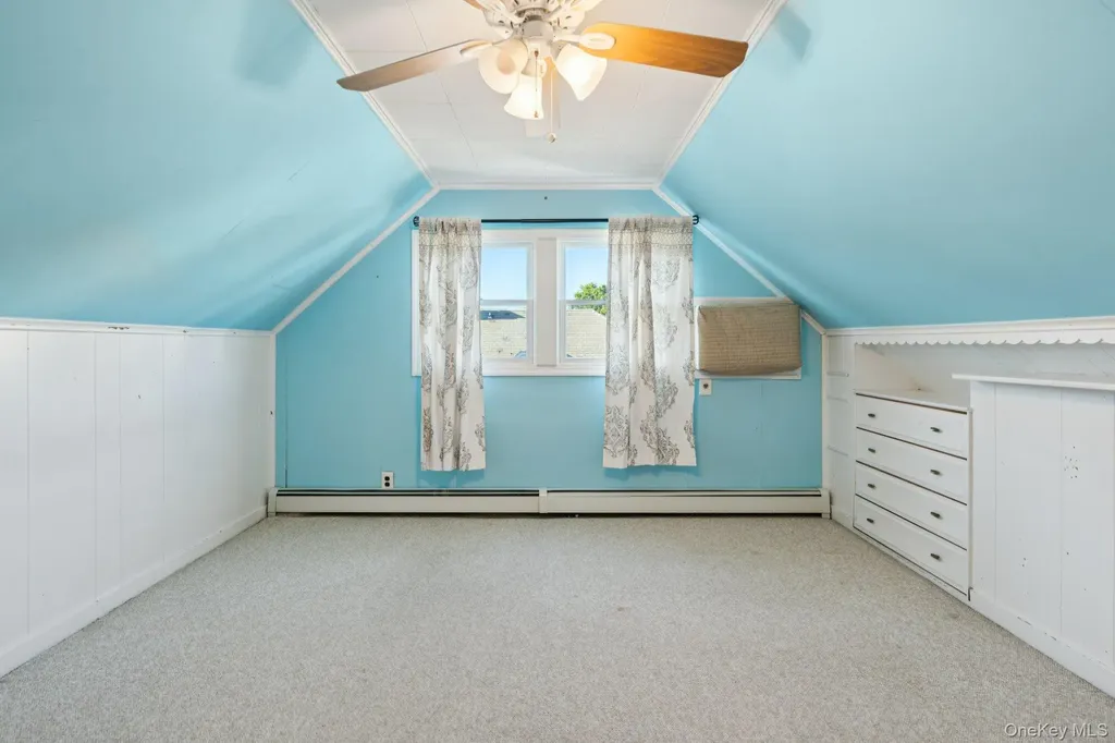323 Barwick Boulevard Mineola NY 11501