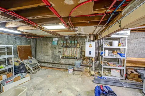 81 Kenwood Drive Bohemia NY 11716