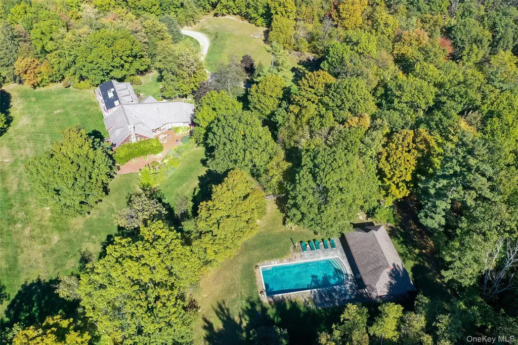 926 Turkey Hill Road Red Hook NY 12571