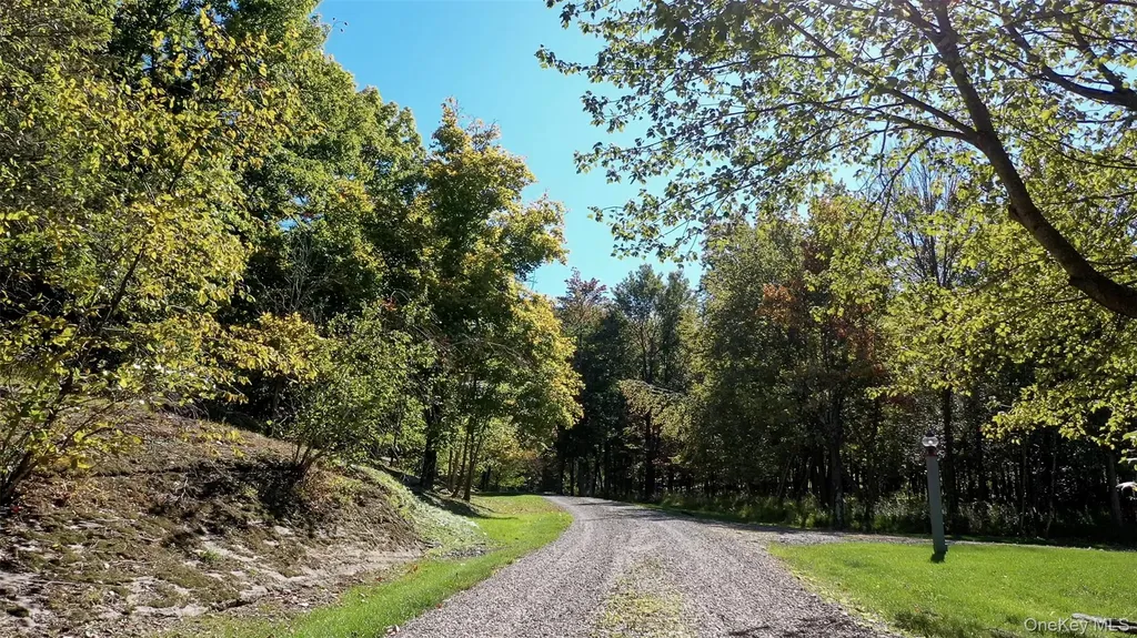 926 Turkey Hill Road Red Hook NY 12571