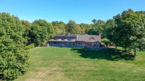 926 Turkey Hill Road Red Hook NY 12571