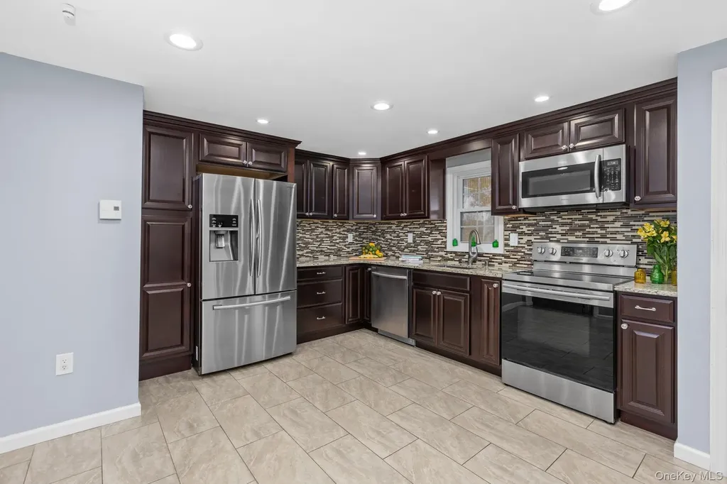 84 Prospect Hill Road Brewster NY 10509