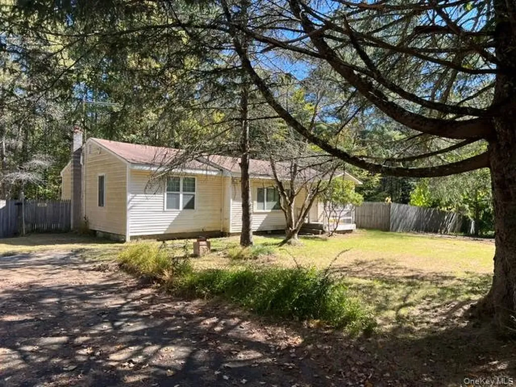 100 Upper Cherrytown Road Kerhonkson NY 12446