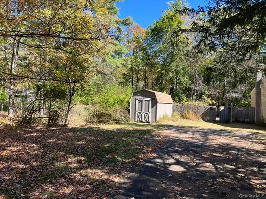 100 Upper Cherrytown Road Kerhonkson NY 12446