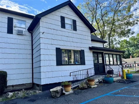749 Mount Sinai Coram Road Mount Sinai NY 11766