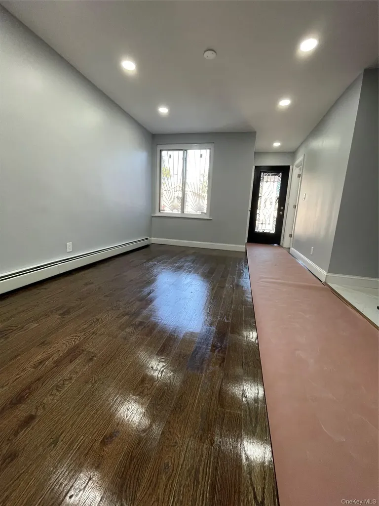 3145 Mickle Avenue Bronx NY 10469