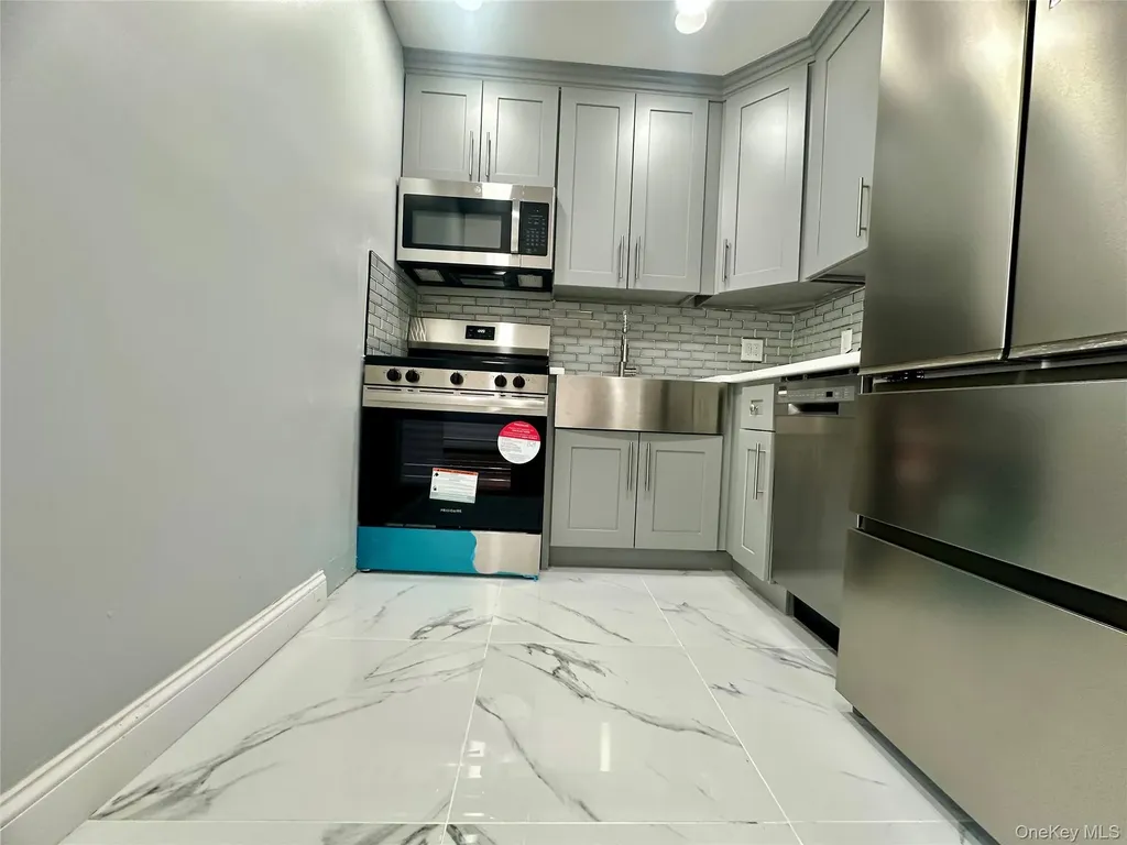 3145 Mickle Avenue Bronx NY 10469