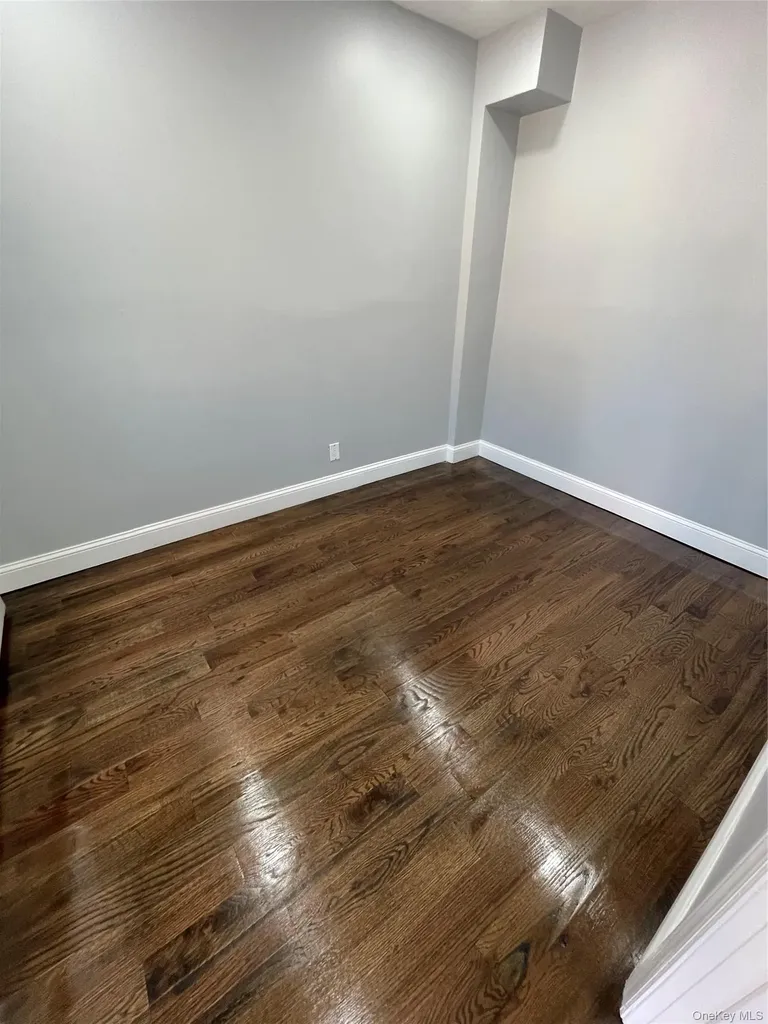 3145 Mickle Avenue Bronx NY 10469