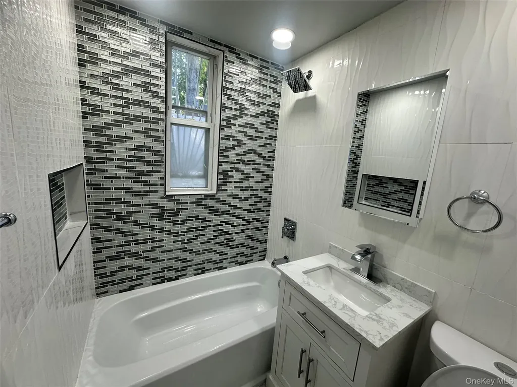 3145 Mickle Avenue Bronx NY 10469
