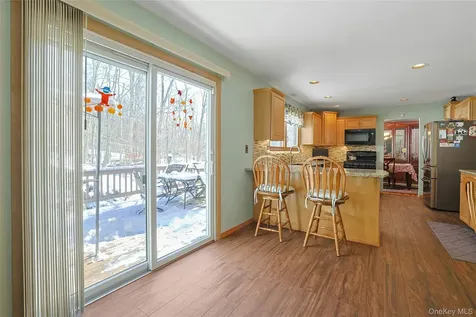 31 Powder Horn Road Cortlandt Manor NY 10567