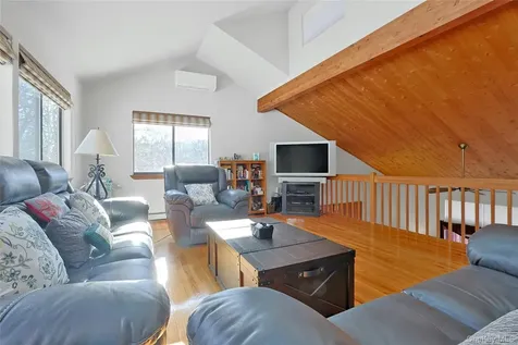 31 Powder Horn Road Cortlandt Manor NY 10567