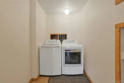 31 Powder Horn Road Cortlandt Manor NY 10567