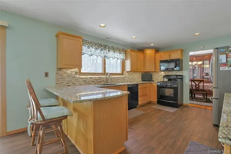31 Powder Horn Road Cortlandt Manor NY 10567
