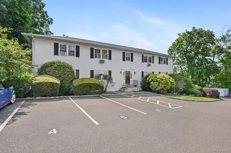 47 Valley Road Greenwich CT 06807