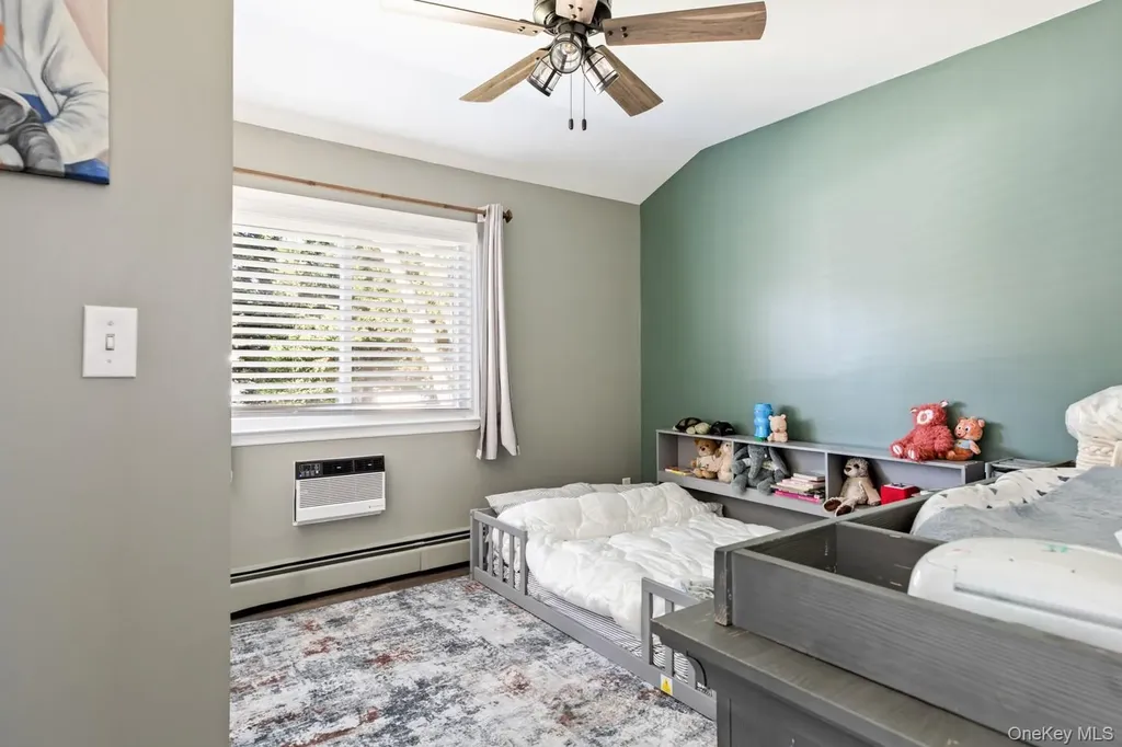 19 Carson Lane Medford NY 11763