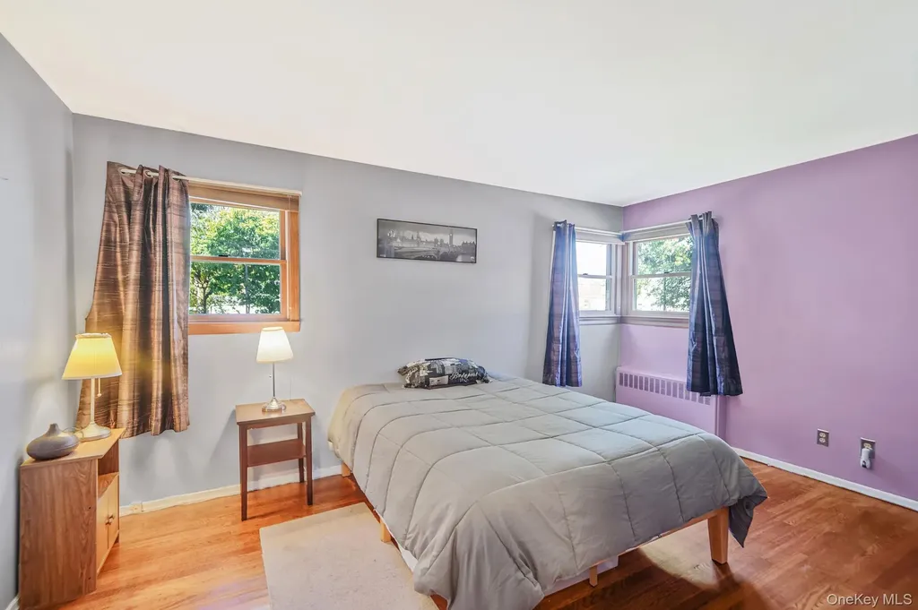 14 Lincoln Road N Plainview NY 11803