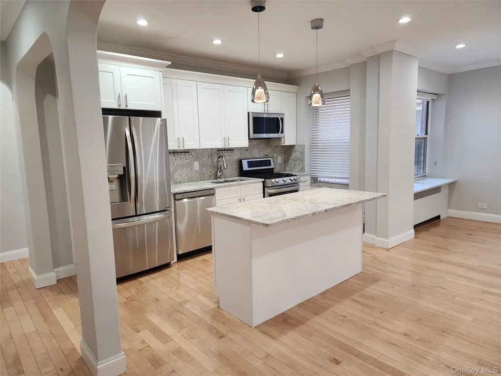111-50 75th Road Forest Hills NY 11375