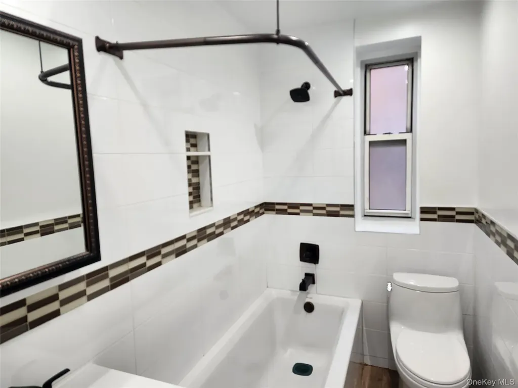 111-50 75th Road Forest Hills NY 11375