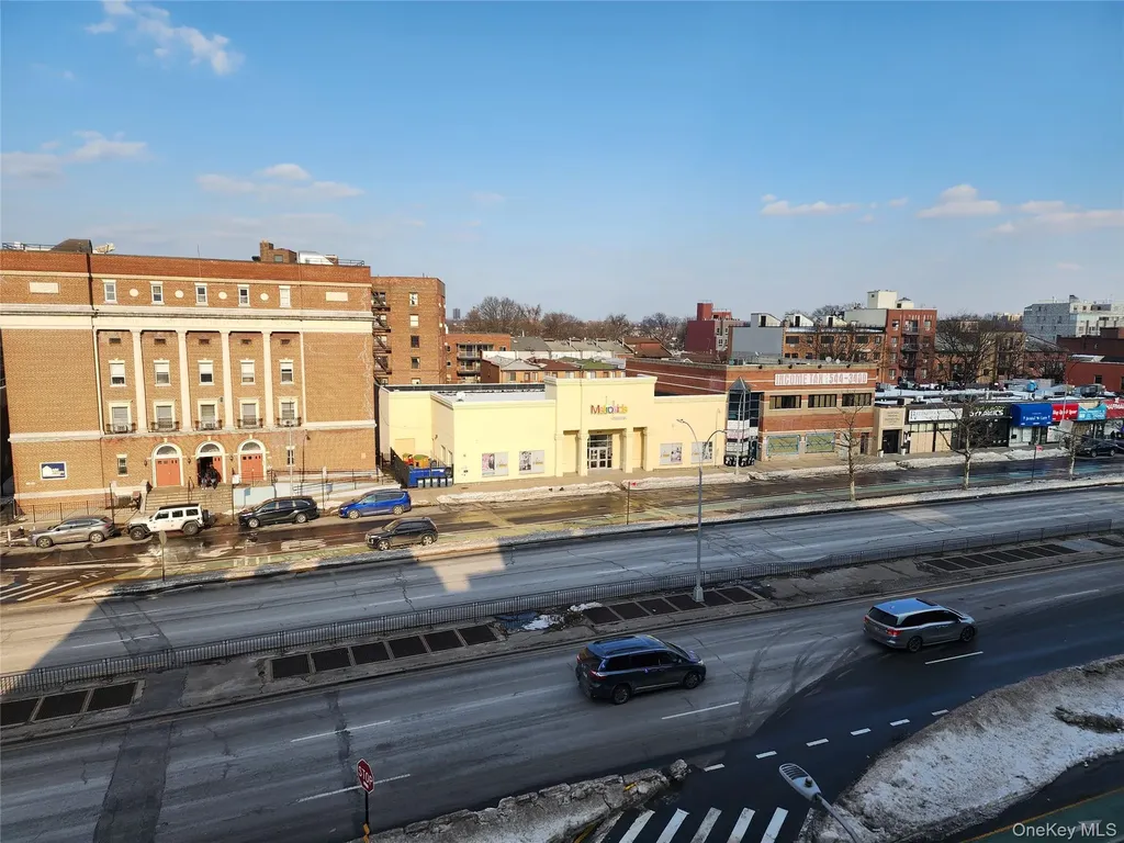 111-50 75th Road Forest Hills NY 11375