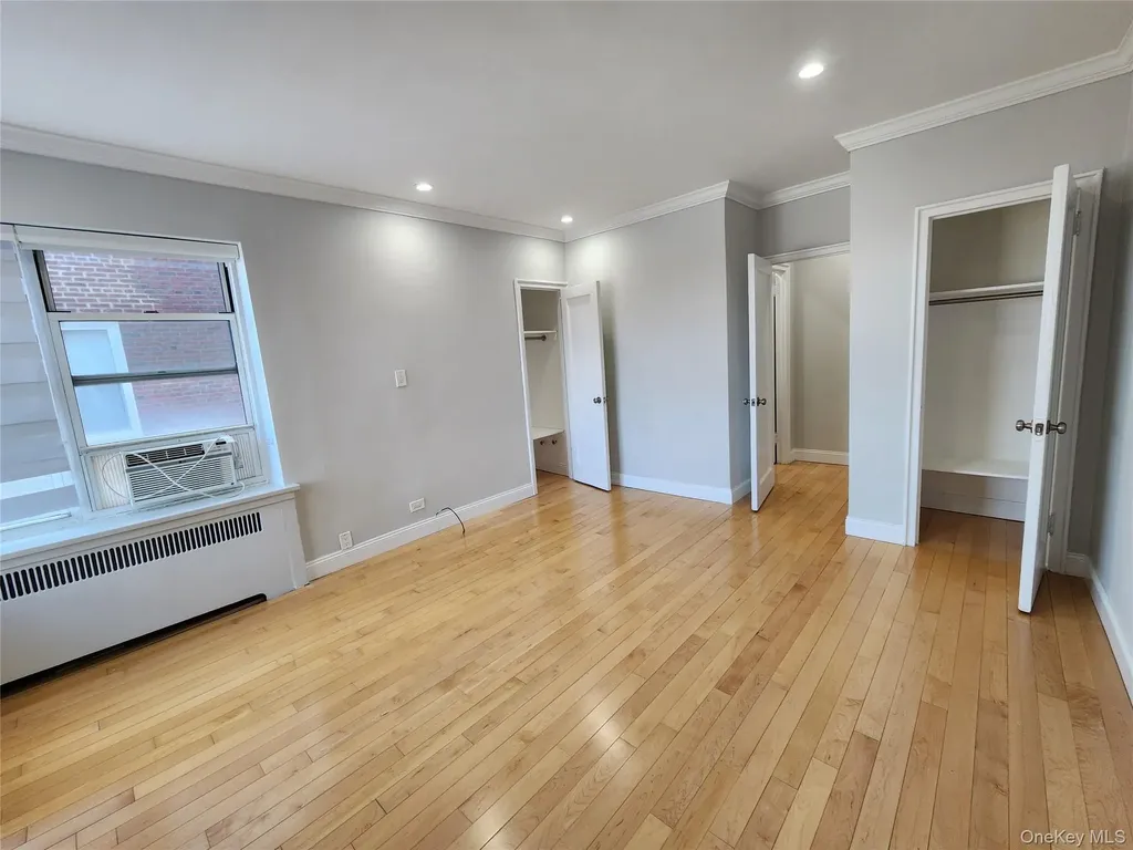 111-50 75th Road Forest Hills NY 11375
