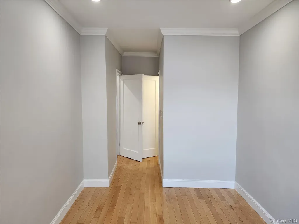 111-50 75th Road Forest Hills NY 11375