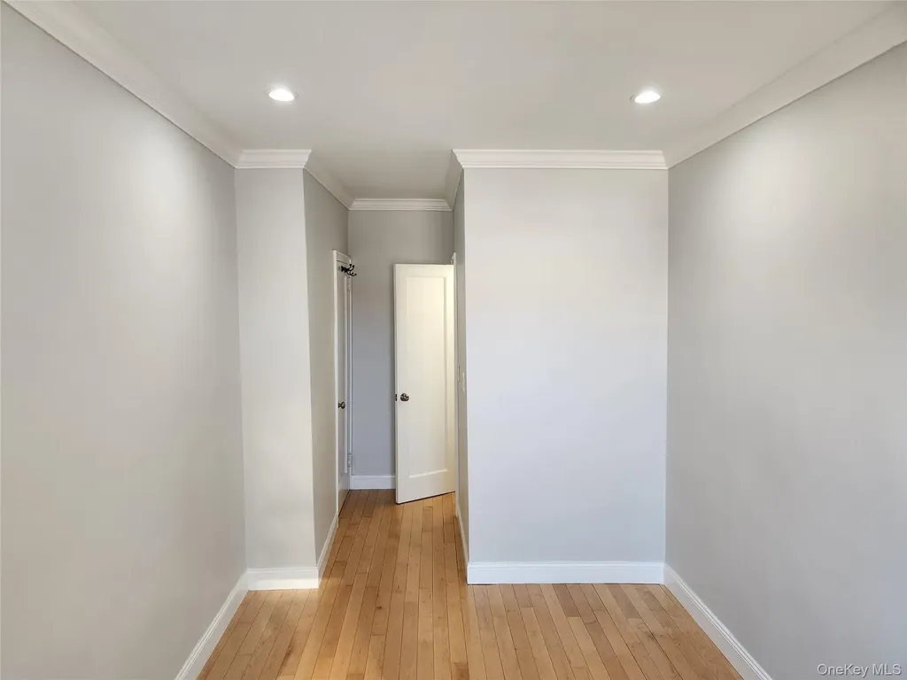 111-50 75th Road Forest Hills NY 11375