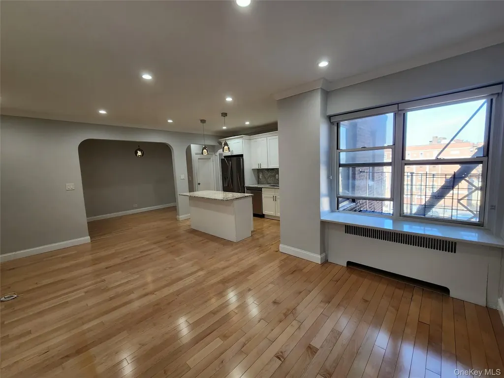 111-50 75th Road Forest Hills NY 11375