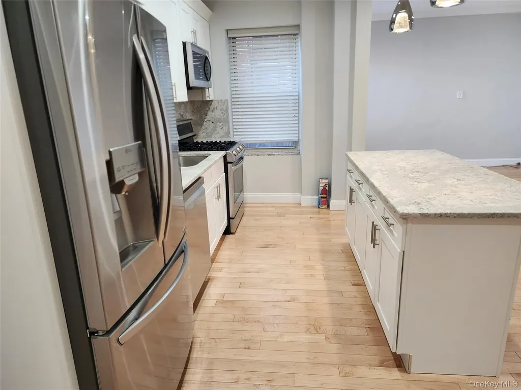 111-50 75th Road Forest Hills NY 11375