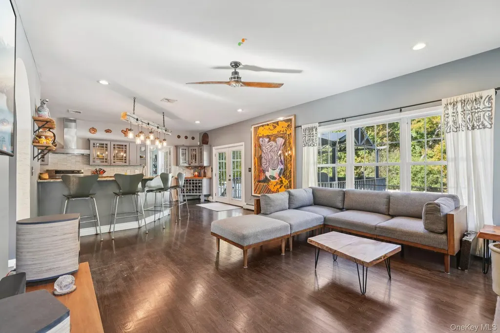 18 Baron Drive Warwick NY 10990