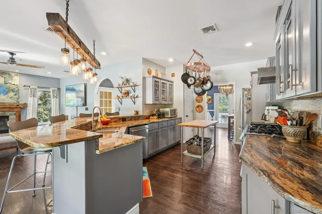 18 Baron Drive Warwick NY 10990