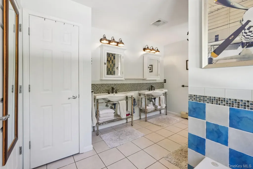 18 Baron Drive Warwick NY 10990