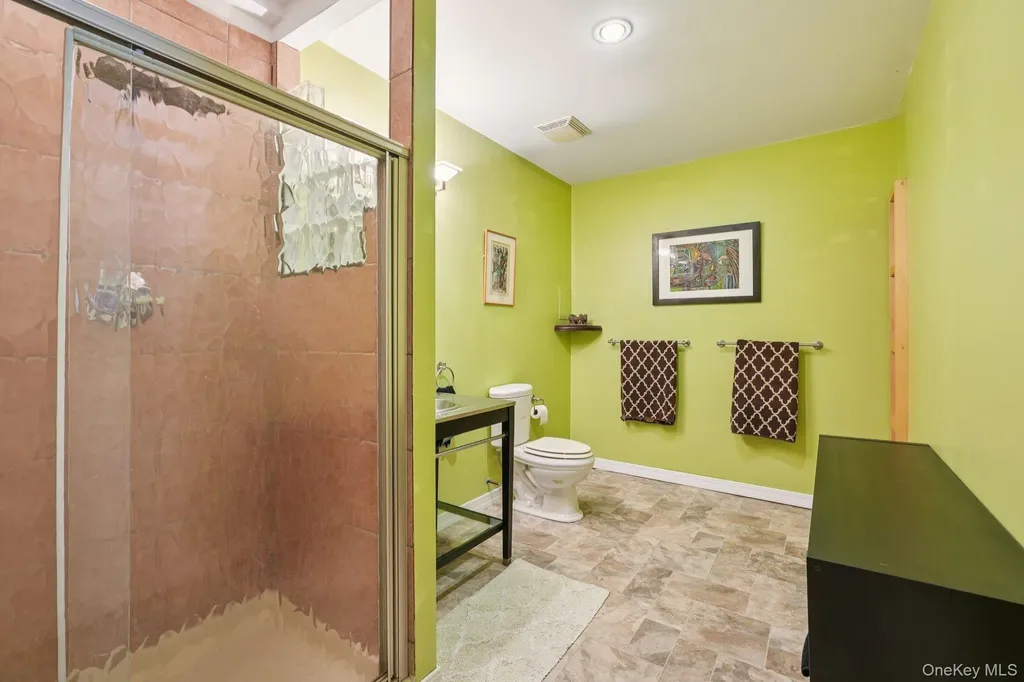 18 Baron Drive Warwick NY 10990