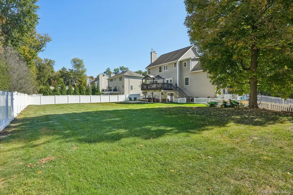 18 Baron Drive Warwick NY 10990