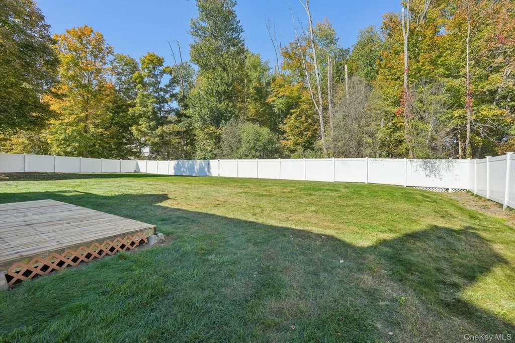 18 Baron Drive Warwick NY 10990
