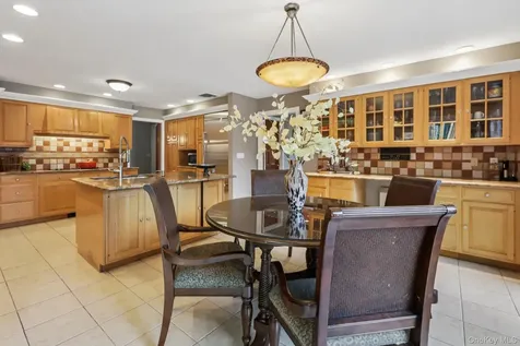 39 Virginia Lane Thornwood NY 10594