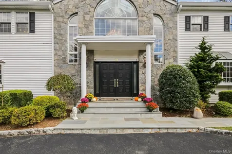 39 Virginia Lane Thornwood NY 10594
