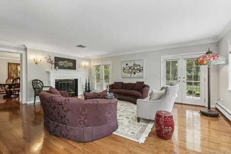 39 Virginia Lane Thornwood NY 10594