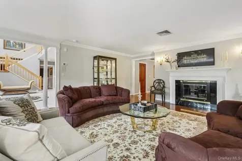 39 Virginia Lane Thornwood NY 10594