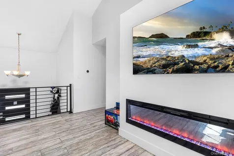 20 Malcolm Street Bellport NY 11713