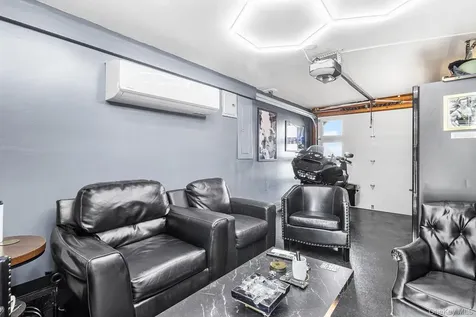 20 Malcolm Street Bellport NY 11713