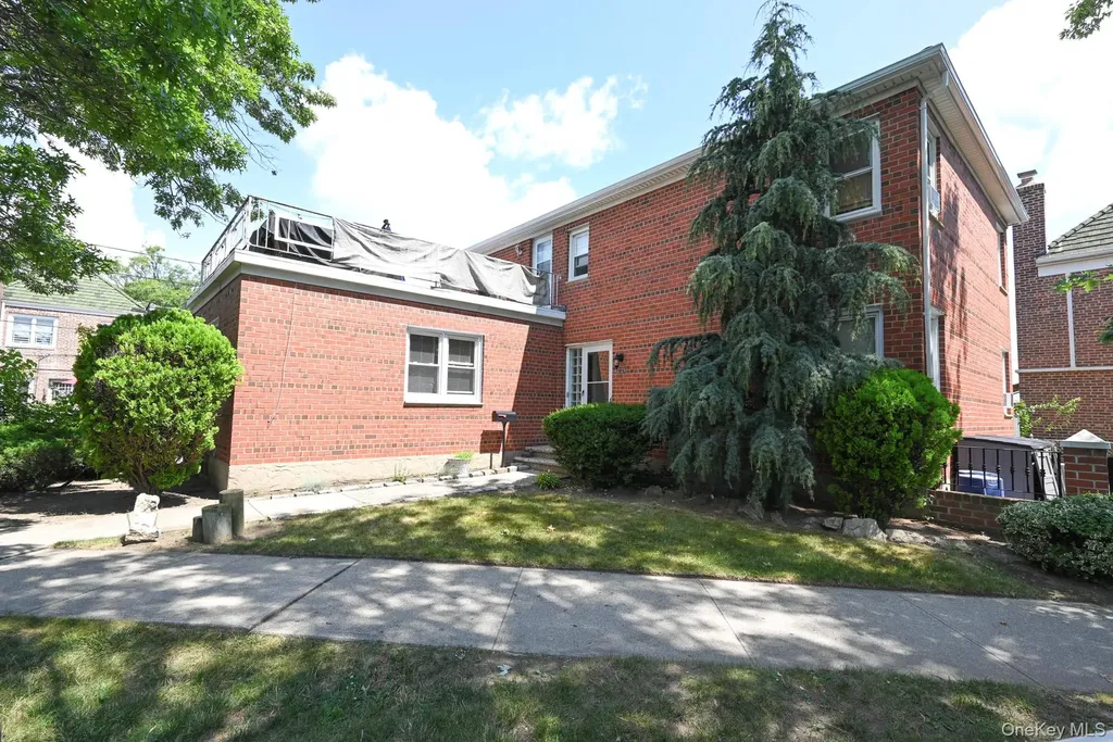 8223 Caldwell Avenue Middle Village NY 11379